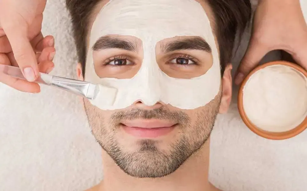 بهترین خدمات فشیال و پاکسازی پوست در مجیدیه با کلینیک دکتر مریم شهسواری | بهار 1404